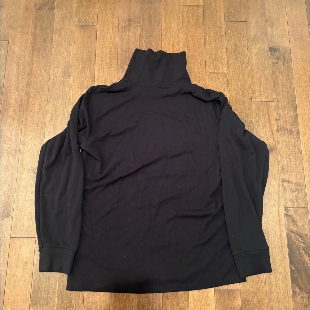 Uniqlo Heat Tech Black Turtleneck